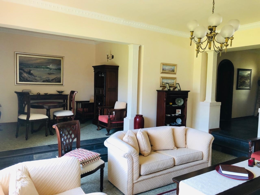 4 Bedroom Property for Sale in Theescombe Eastern Cape